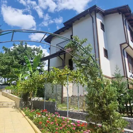 בית נופש Nara *