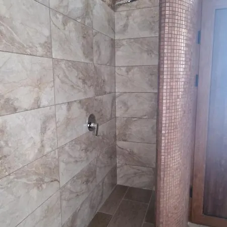 Nara בית נופש